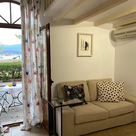 Hirolakas Casa de hóspedes 4*