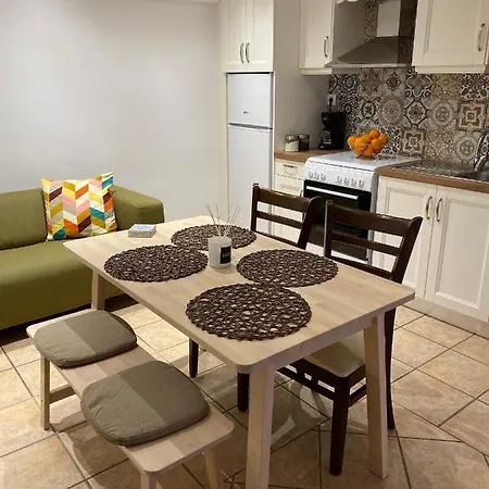 Hirolakas Casa de hóspedes