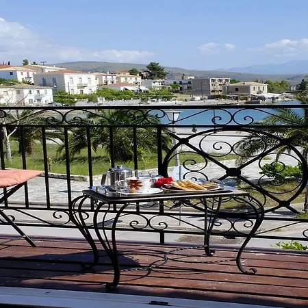 Casa de hóspedes Hirolakas 4*